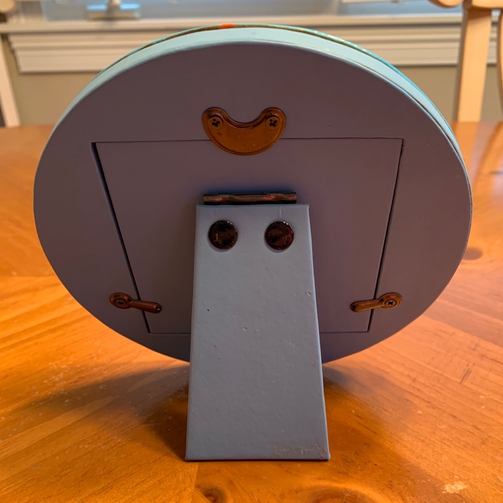 Picture frame - Picture 2 of 4